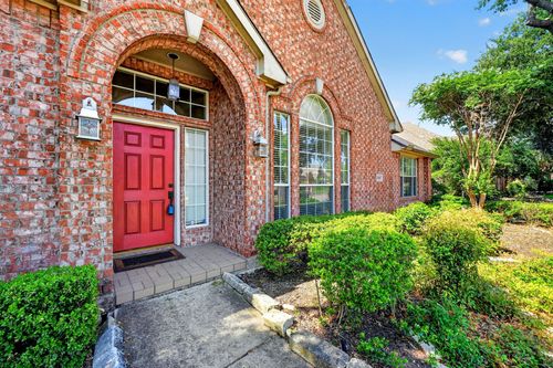 1645 Castle Pines Dr, Frisco, TX, 75036-7794 | Card Image