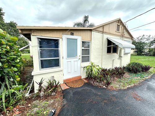 4743 Purdy Ln, West Palm Beach, FL, 33415-7420 | Card Image