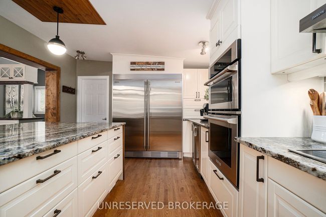 61 Promenade Ave, House other with 3 bedrooms, 3 bathrooms and 3 parking in Nepean ON | Image 15