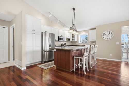 575 Bonita Cir, Delano, MN, 55328-8197 | Card Image