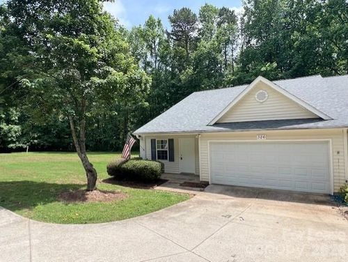 326 Faith Rd, Mooresville, NC, 28115-8584 | Card Image