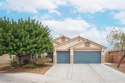 6162 Mast Glorious Ct, North Las Vegas, NV, 89031-7246 | Card Image