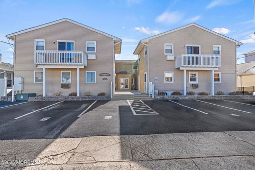 3-217 Hiering Ave, Seaside Heights, NJ, 08751-1703 | Card Image