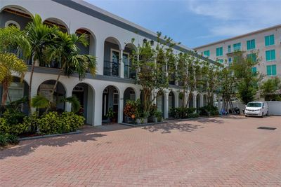 630 3 Rd Avenue S, Townhouse with 3 bedrooms, 2 bathrooms and null parking in St Petersburg FL | Image 2