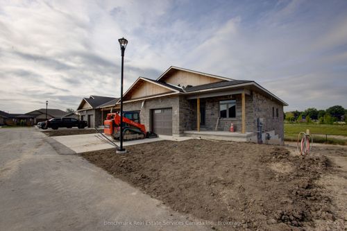 60 Cavalier Cres, Ripley, ON, N0G2R0 | Card Image