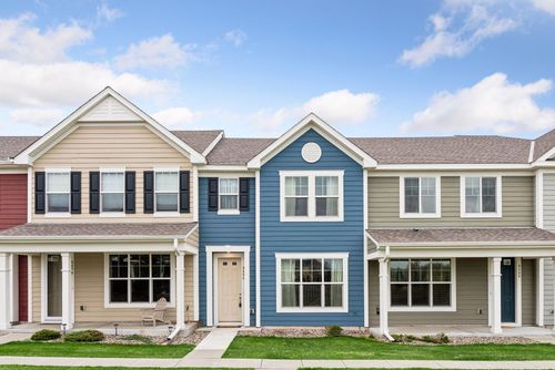 8406 Hemlock Ln N, Maple Grove, MN, 55369-5027 | Card Image