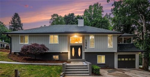 1996 Briarwood Dr, Gainesville, GA, 30501-1314 | Card Image