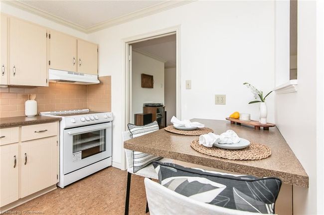 508 - 22 Marilyn Dr, House attached with 3 bedrooms, 2 bathrooms and 1 parking in Guelph ON | Image 19