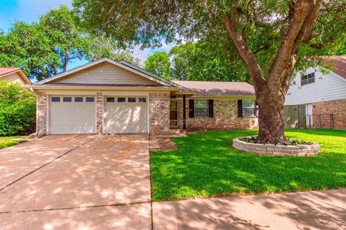 9807 Catlett Ln, La Porte, TX, 77571-4014 | Card Image