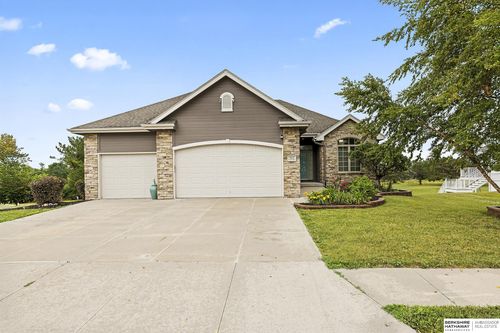 5003 Council Pointe Rd, Council Bluffs, IA, 51501-8557 | Card Image
