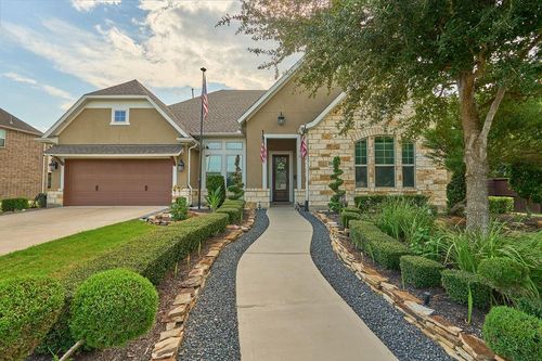 10102 Hooke Dr, Iowa Colony, TX, 77583-1533 | Card Image