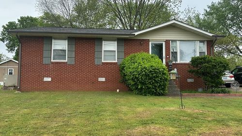204 Crest Dr, Hopkinsville, KY, 42240-5146 | Card Image