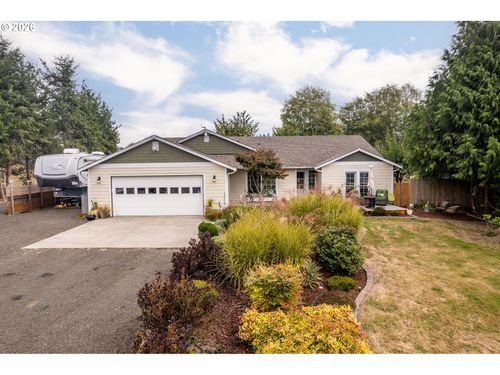 126 Greenwood Rd, Cathlamet, WA, 98612-9568 | Card Image