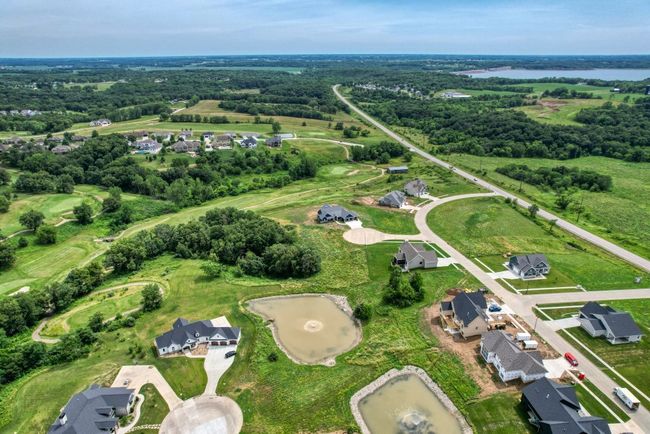 2980 Hickory Cir, Home with 0 bedrooms, 0 bathrooms and null parking in Pella IA | Image 7