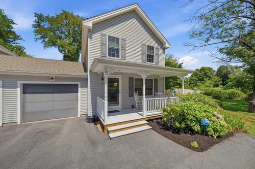 21 Cold Spring Farm, Greenland, NH, 03840-2460 | Card Image