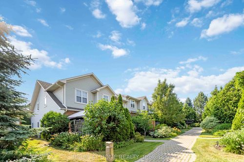 35-1085 Harrogate Dr, Ancaster, ON, L9K1R2 | Card Image