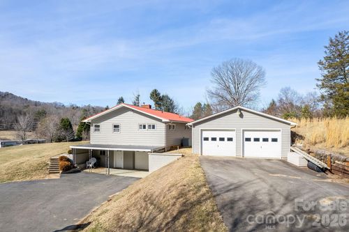 20 Cedar Farm Rd, Asheville, NC, 28803-9513 | Card Image