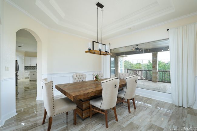 22718 Fossil Peak, House other with 4 bedrooms, 5 bathrooms and null parking in San Antonio TX | Image 6