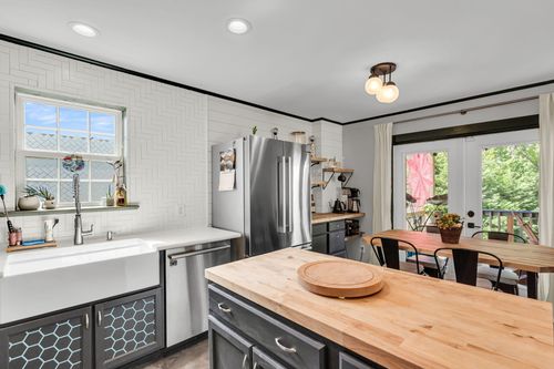 1588 Terns Nest Rd, Charleston, SC, 29412-9500 | Card Image