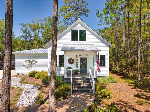 137 Bay Colony Way, Apalachicola, FL, 32320 | Card Image