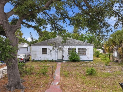 329 Kingston St S, ST PETERSBURG, FL, 33711-1609 | Card Image