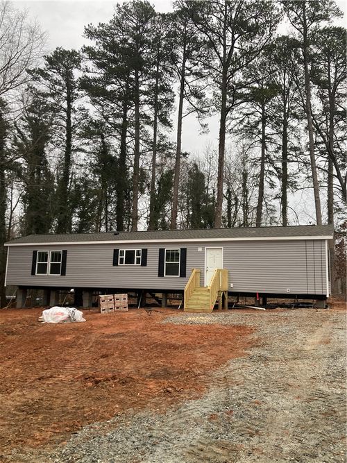 289 N Davis Dr, Fair Play, SC, 29643-2021 | Card Image