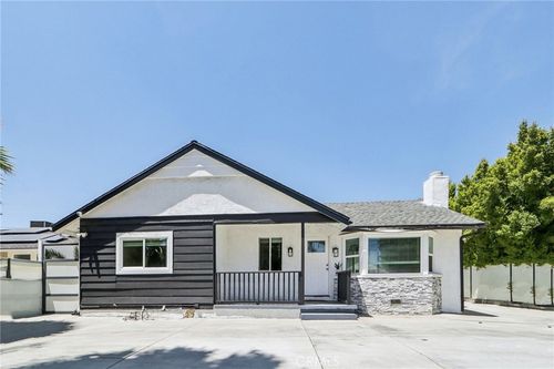 17043 Celtic St, Granada Hills, CA, 91344-5410 | Card Image