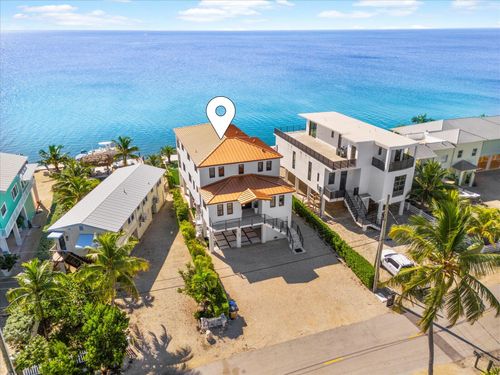 239 Tavernier Dr, Tavernier, FL, 33070-2537 | Card Image