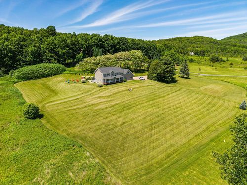 15 Rockledge Rd, Milton, VT, 05468-3839 | Card Image