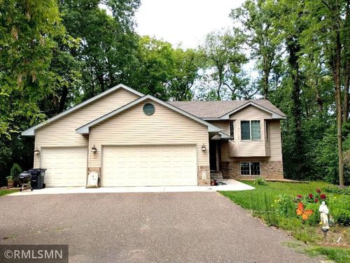 715 Lewis Ave, Rush City, MN, 55069-9111 | Card Image