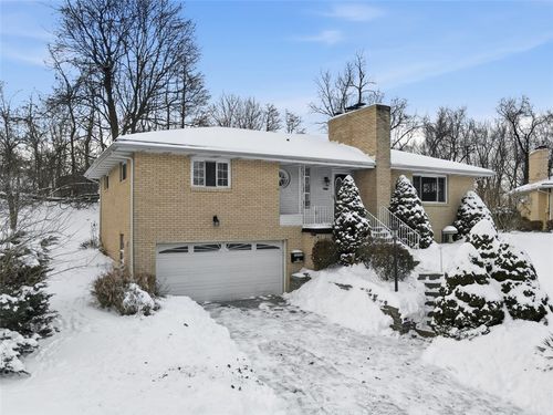 431 Colonial Dr, Monroeville, PA, 15146-1001 | Card Image