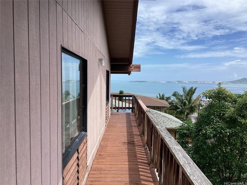 44-114 Malulani Pl, Kaneohe, HI, 96744-2428 | Card Image