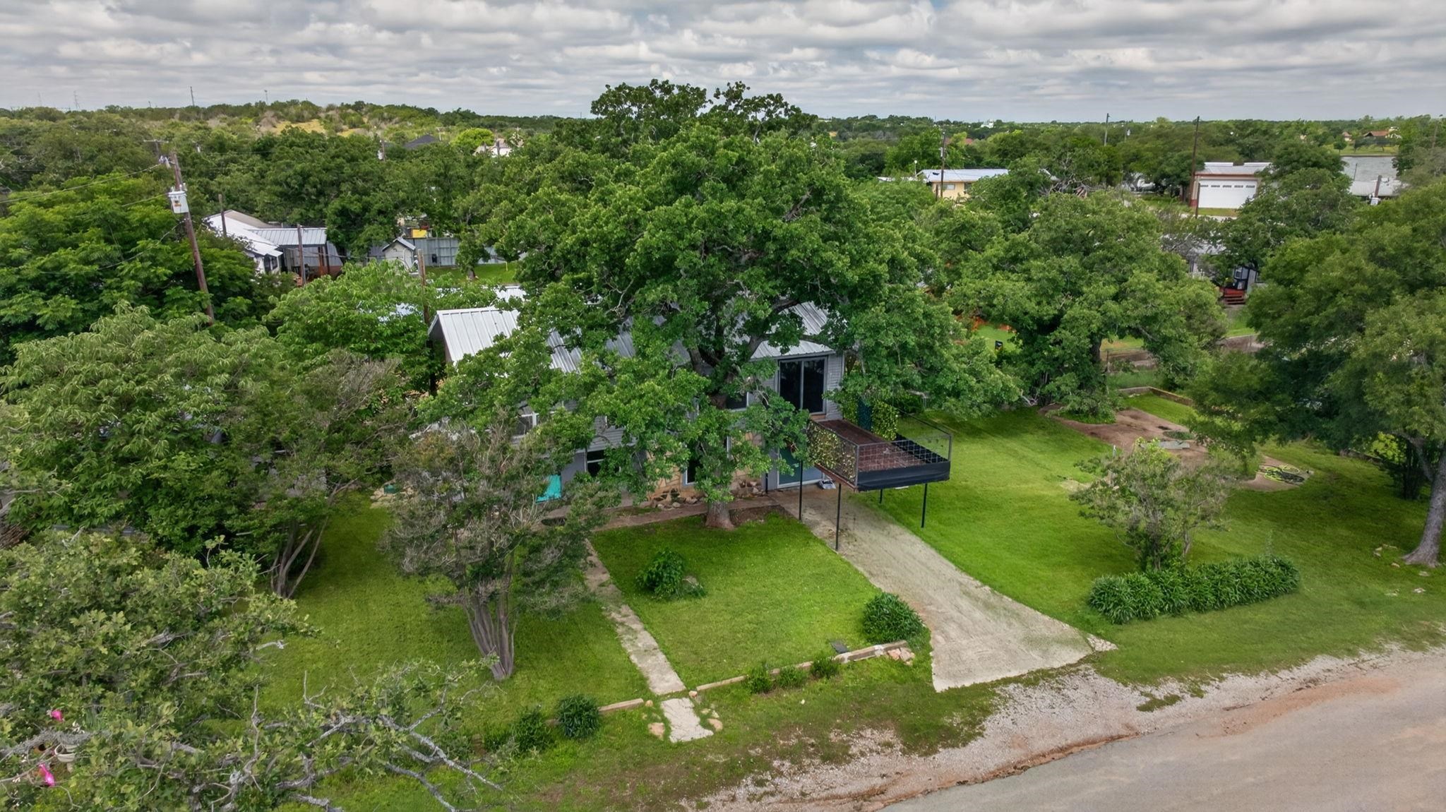 Residential in Buchanan Dam 5