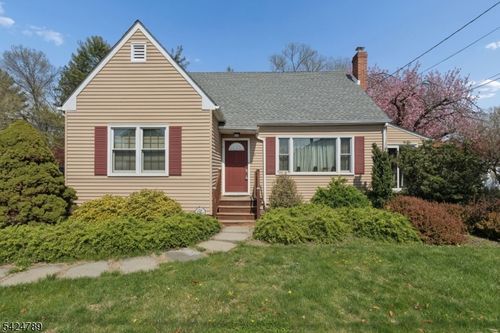 9 Laurel Ave, KINGSTON, NJ, 08528-9011 | Card Image