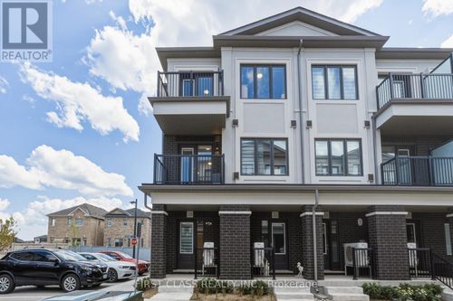 224 Matawin Lane, Richmond Hill, ON, L4B0H8 | Card Image