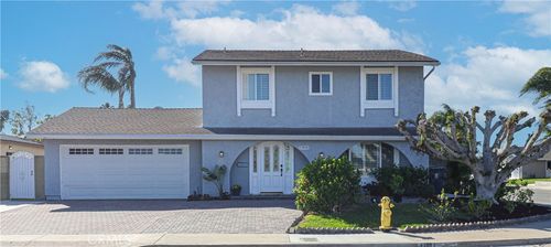 17891 Caledonia Cir, Huntington Beach, CA, 92647-6519 | Card Image