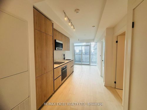 3404s-127 Broadway Ave, Toronto, ON, M4P1V5 | Card Image