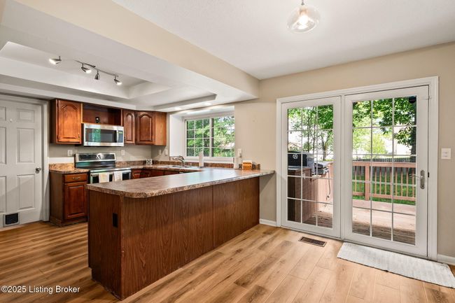 10707 Hickory Cove Ct, House other with 3 bedrooms, 4 bathrooms and null parking in Louisville KY | Image 10