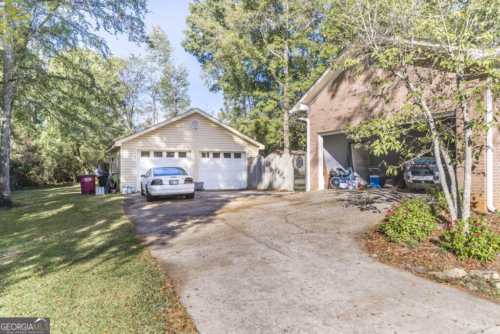 Residential in Macon 3