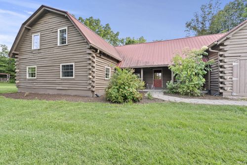 39 Wright Rd, Frankfort, KY, 40601-9463 | Card Image