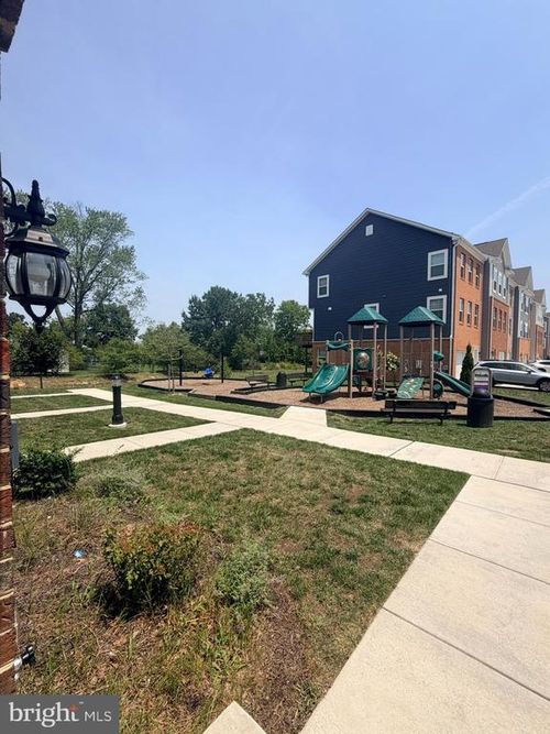 6504 Bullrush Ct, CLINTON, MD, 20735-9689 | Card Image