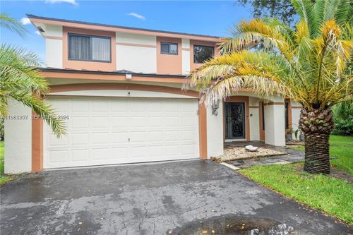 0-2481 Riverdale Dr N, Miramar, FL, 33025-3822 | Card Image
