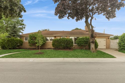 5500 Harvard Ter, Skokie, IL, 60077-2752 | Card Image