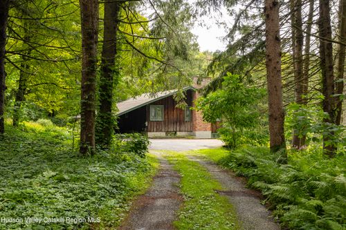 60 County Route 7, Pine Plains, NY, 12567-6403 | Card Image