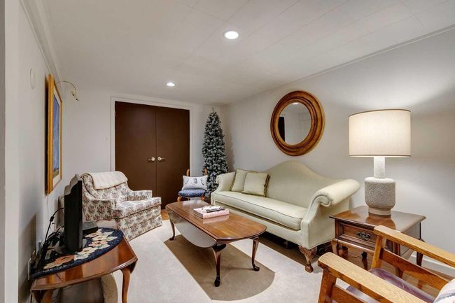 9559 Assiniboine Rd Se, House other with 4 bedrooms, 2 bathrooms and 2 parking in Calgary AB | Image 16