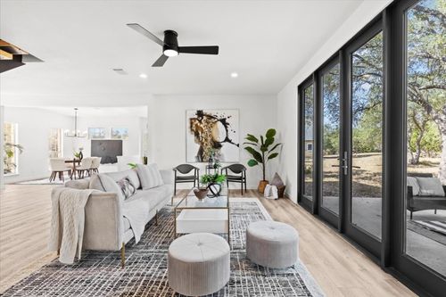 310 Saddle Blanket Dr, Dripping Springs, TX, 78620-2725 | Card Image