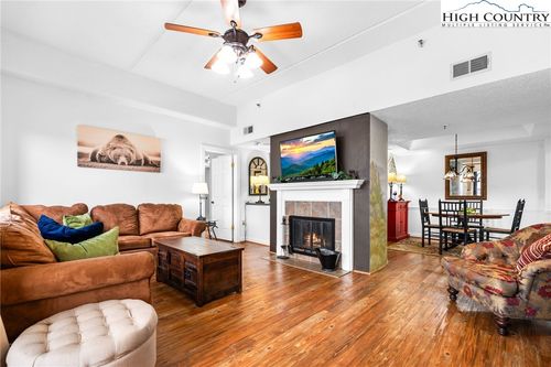 2423-303 Sugar Top Drive, Sugar Mountain, NC, 28604 | Card Image