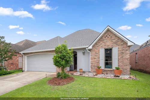 10837 Woodleaf Ave, Baton Rouge, LA, 70816-8380 | Card Image