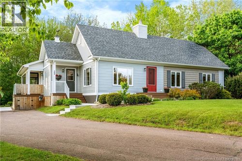 366 Bayview Crt, Dieppe, NB, E1A7L2 | Card Image
