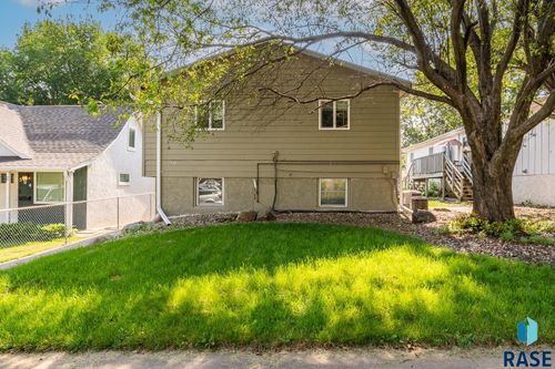 510 Menlo Ave, Sioux Falls, SD, 57104 | Card Image